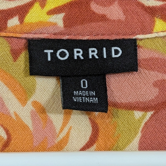 Torrid floral tie top - Picture 3 of 7